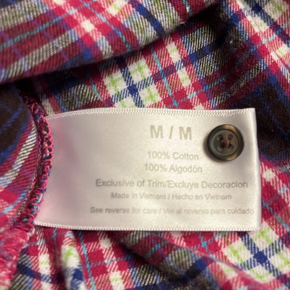 Eddie Bauer Women’s flannel long sleeve button up shirt blue purple pink Size M - Picture 6 of 6